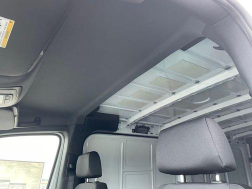 2025 Mercedes-Benz Sprinter 2500 Standard Roof