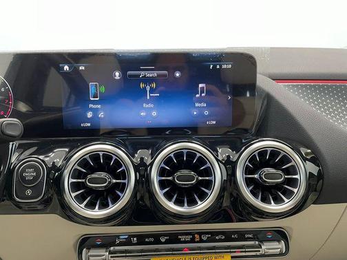 2026 Mercedes-Benz GLA 250 Base