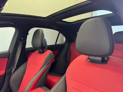 2025 Mercedes-Benz AMG C 43 Base 4MATIC