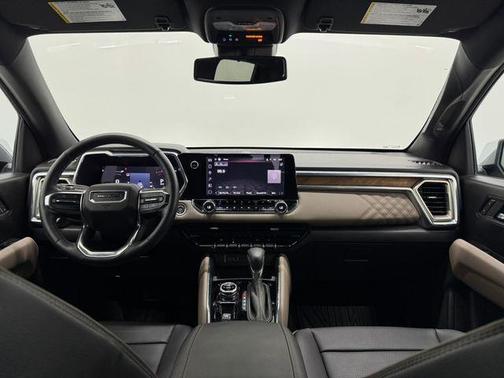 2025 GMC Canyon Denali