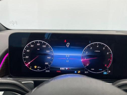 Polar White 2026 Mercedes-Benz GLB 250 Base