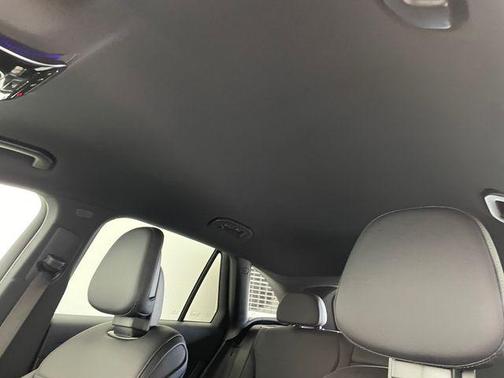 2026 Mercedes-Benz GLC 300 Base