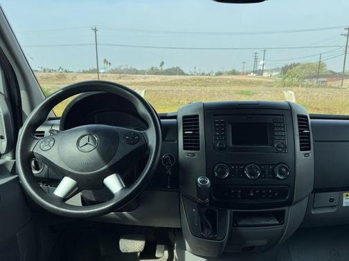 2016 Mercedes-Benz Sprinter 2500 Normal Roof