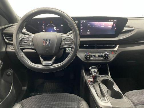 Ebony Twilight Metallic 2024 Buick Envista Preferred