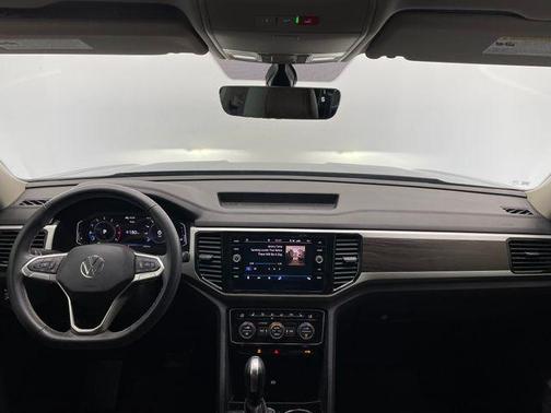 2022 Volkswagen Atlas 3.6L SE w/Technology