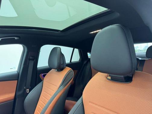 2026 Mercedes-Benz GLC 300 Base 4MATIC