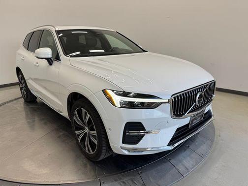 2022 Volvo XC60 B5 Inscription