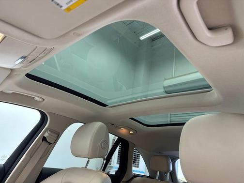 2022 Mercedes-Benz GLC 300 Base