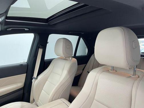 2023 Mercedes-Benz GLE 350 Base