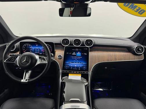 2025 Mercedes-Benz GLC 300 Base 4MATIC