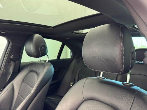 2015 Mercedes-Benz C-Class C 300