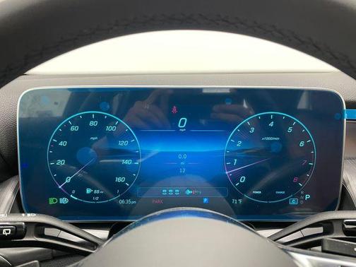 2026 Mercedes-Benz GLC 300 Base