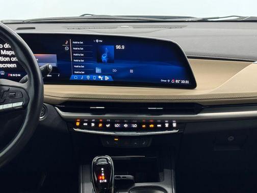 2024 Cadillac XT4 Luxury