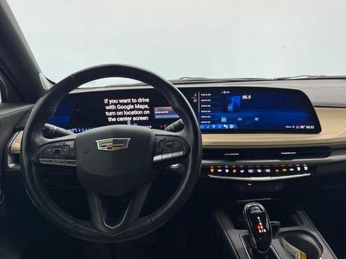 2024 Cadillac XT4 Luxury