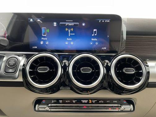 2026 Mercedes-Benz GLB 250 Base