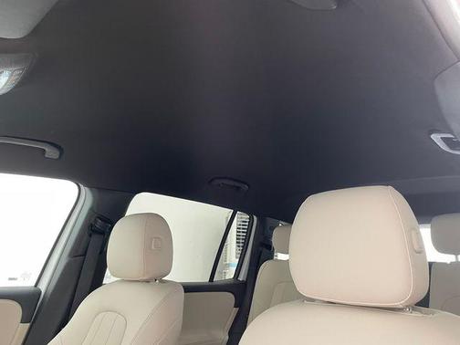 2026 Mercedes-Benz GLB 250 Base