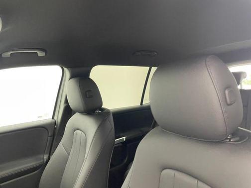 2026 Mercedes-Benz GLB 250 Base