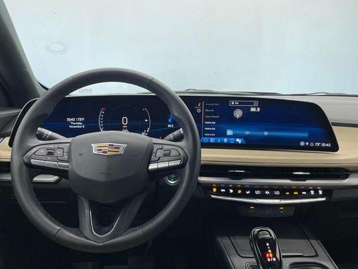 2024 Cadillac XT4 Luxury