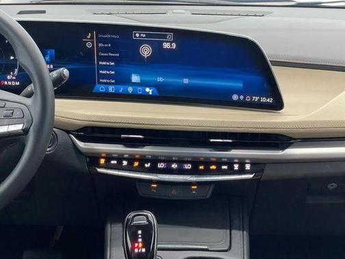 2024 Cadillac XT4 Luxury