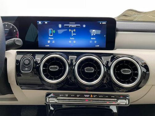 2025 Mercedes-Benz CLA 250 Base