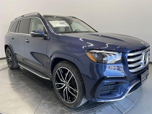 2026 Mercedes-Benz GLS 450 4MATIC