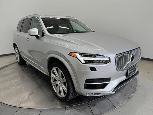 2019 Volvo XC90 T6 Inscription