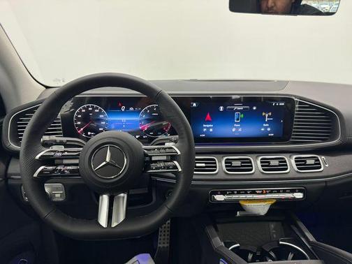 2026 Mercedes-Benz GLS 450 4MATIC