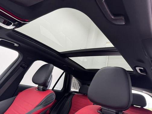Polar White 2026 Mercedes-Benz GLC 300 Base