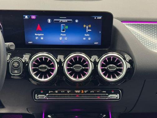 2025 Mercedes-Benz GLA 250 Base