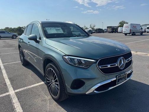 2025 Mercedes-Benz GLC 300 Base