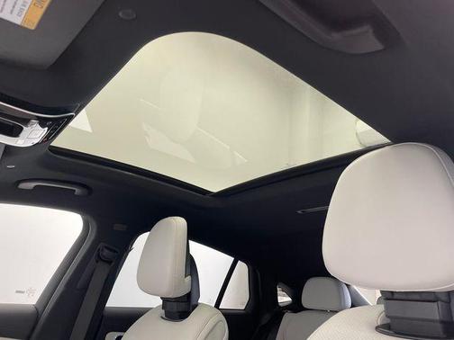 2026 Mercedes-Benz GLC 300 Base 4MATIC
