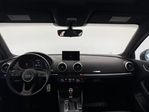 Florett Silver Metallic 2018 Audi A3 2.0T Premium
