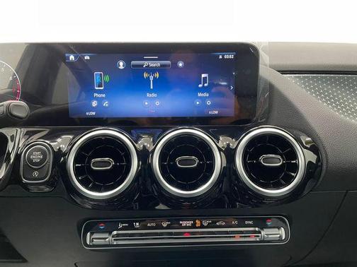 2026 Mercedes-Benz GLA 250 Base