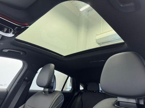 2026 Mercedes-Benz GLC 300 Base 4MATIC