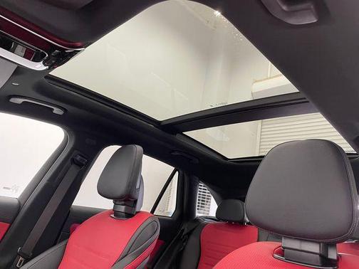 2026 Mercedes-Benz GLC 300 Base