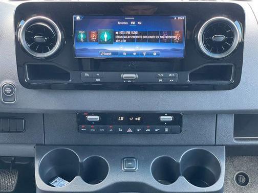 2025 Mercedes-Benz Sprinter 2500 High Roof