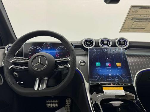 2026 Mercedes-Benz GLC 300 Base