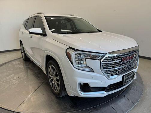 2023 GMC Terrain Denali