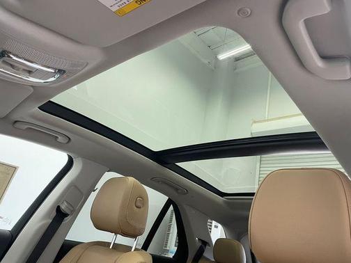 MANUFAKTUR Moonlight White Metallic 2026 Mercedes-Benz GLE 350 Base