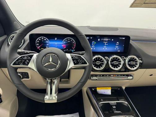 2026 Mercedes-Benz GLA 250 Base