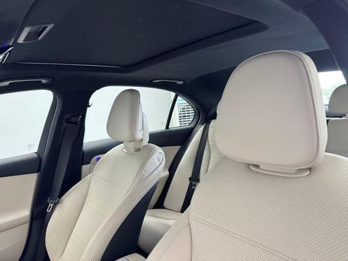 2023 Mercedes-Benz C-Class C 300