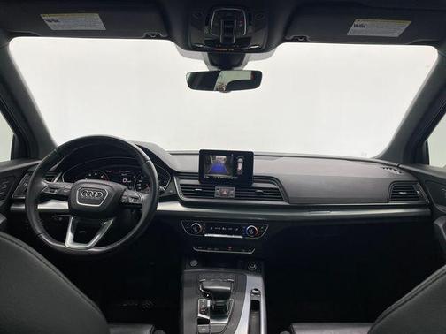 2020 Audi Q5 45 Titanium Premium