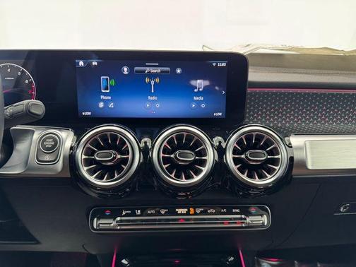 2025 Mercedes-Benz GLB 250 Base