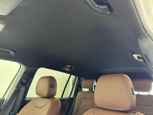 2025 Mercedes-Benz GLB 250 Base