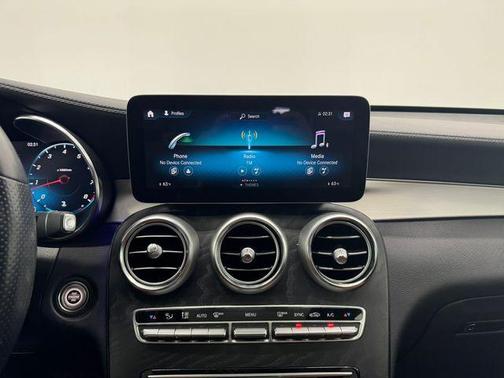 2022 Mercedes-Benz GLC 300 4MATIC Coupe