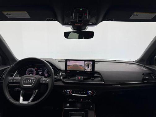 2024 Audi Q5 45 S line quattro Premium