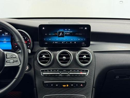2022 Mercedes-Benz GLC 300 Base