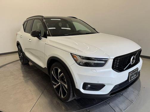 2019 Volvo XC40 R-DESIGN