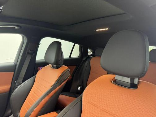 2026 Mercedes-Benz GLC 300 Base 4MATIC