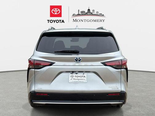 2023 Toyota Sienna Platinum 7 Passenger